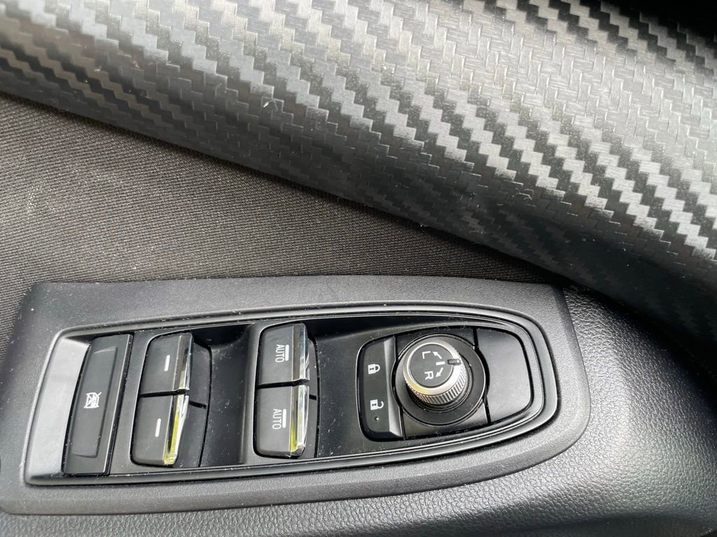 Used 2023 Subaru Ascent Premium w/ Convenience Package image 9