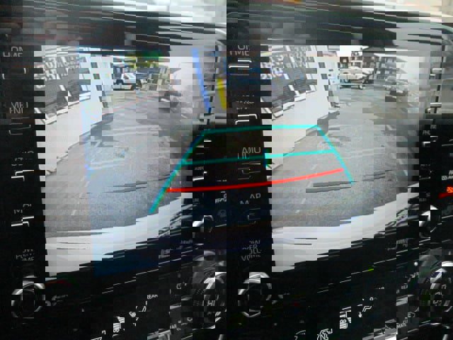 Used 2021 Toyota Highlander XLE image 20