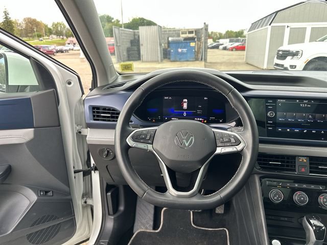 Used 2023 Volkswagen Taos SE AWD/4WD image 13