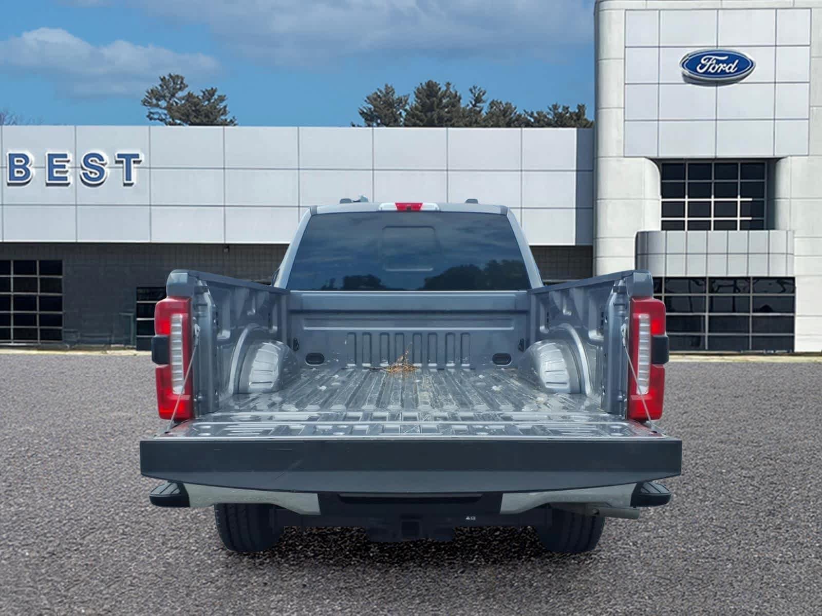 Used 2024 Ford F250 Lariat AWD/4WD image 6