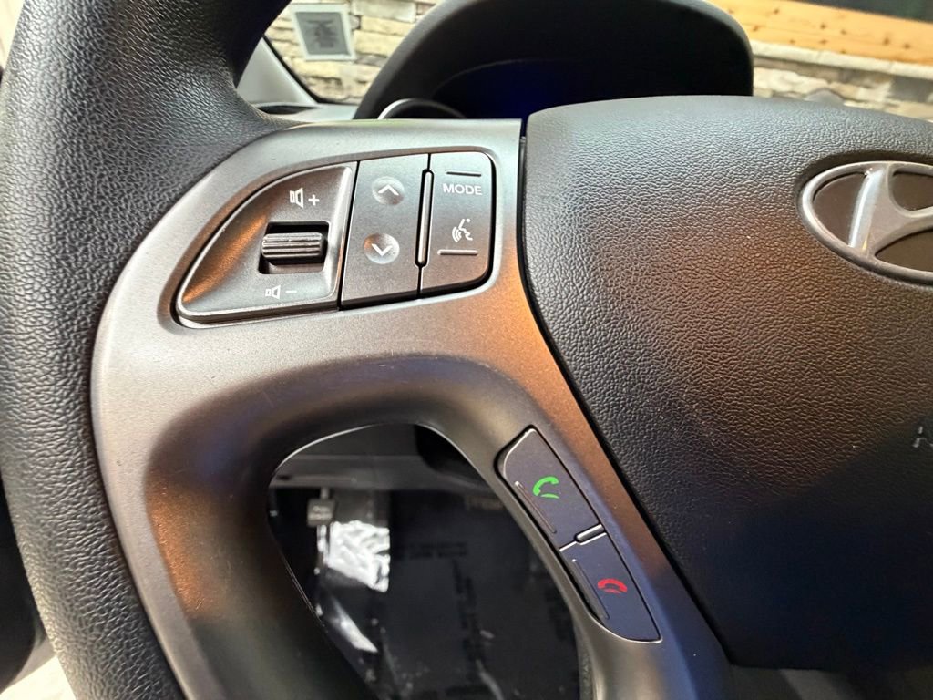 Used 2015 Hyundai Tucson GLS image 21