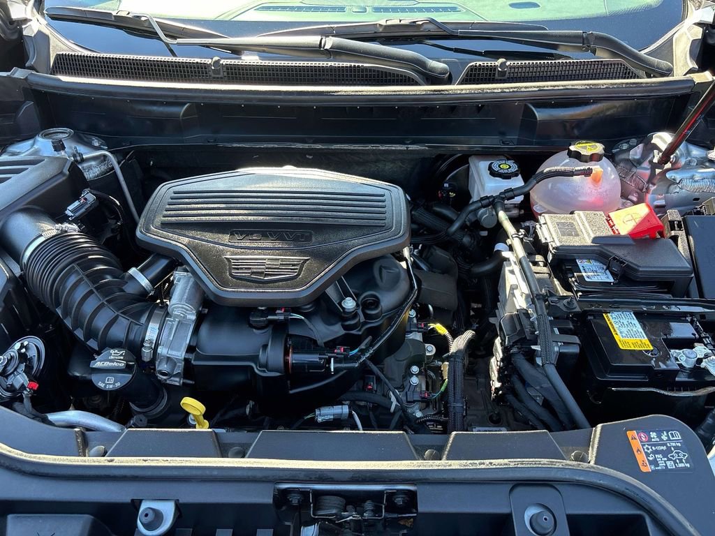 Used 2025 Cadillac XT5 Premium Luxury image 9