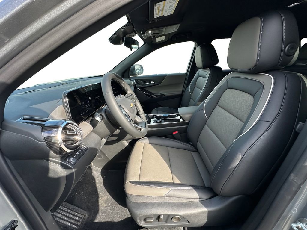 New 2026 Chevrolet Equinox LT w/ Convenience Package II image 9