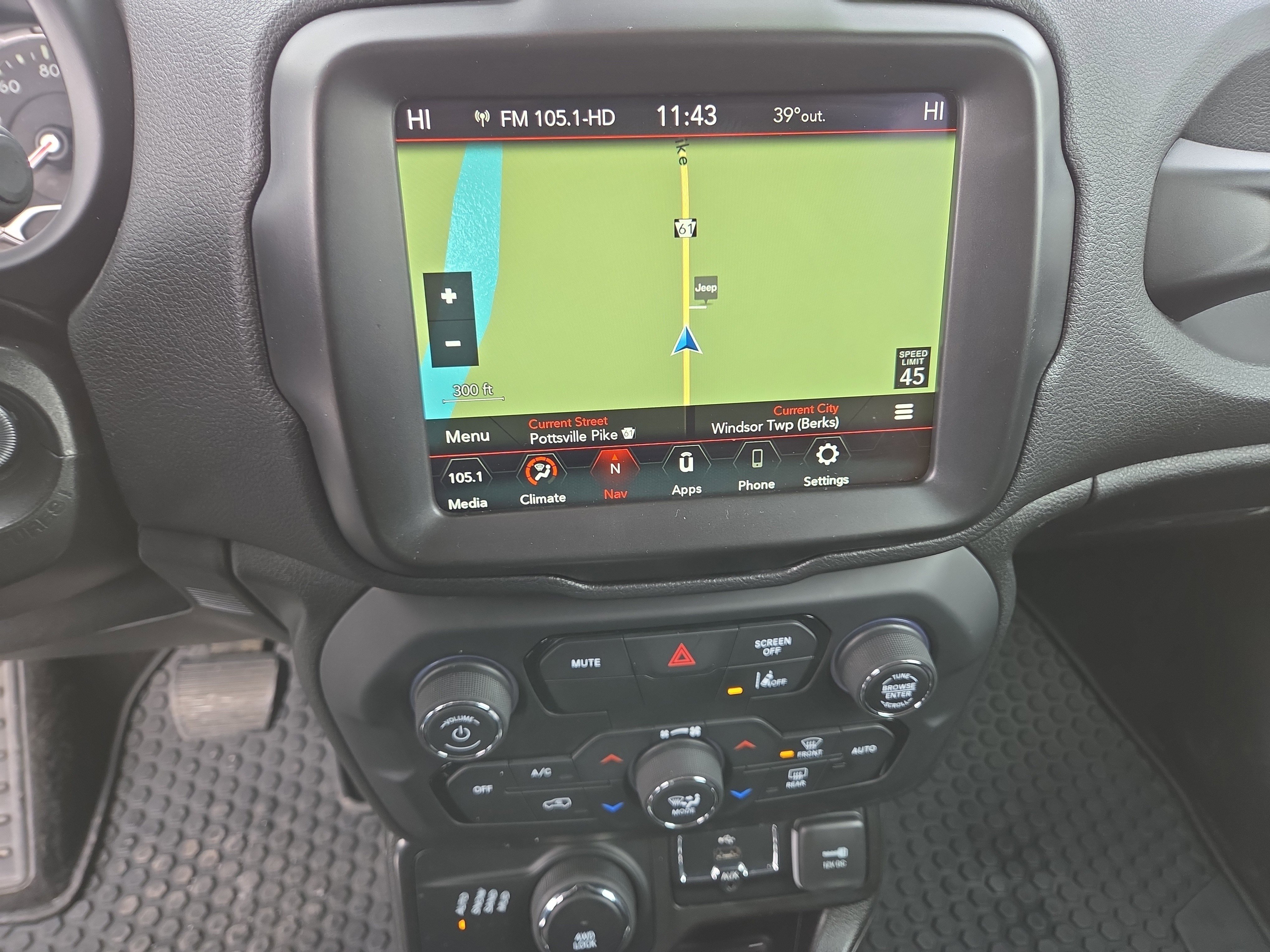 Certified 2023 Jeep Renegade Latitude AWD/4WD image 25