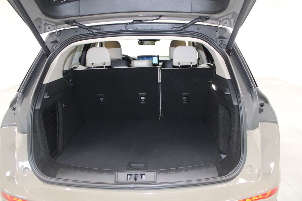 New 2026 Lincoln Corsair Premiere image 15