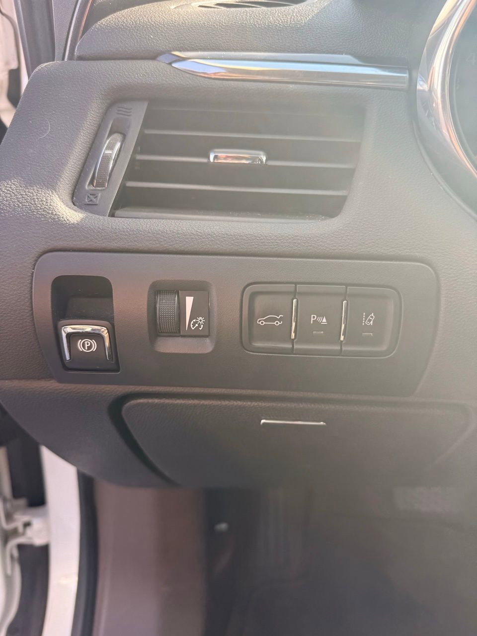 Used 2014 Chevrolet Impala LT w/ Premium Seating Package image 14