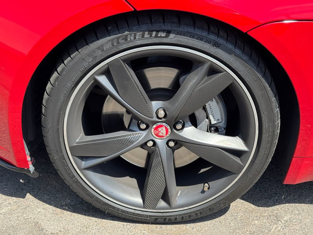 Used 2019 Jaguar F-TYPE Convertible RWD image 12