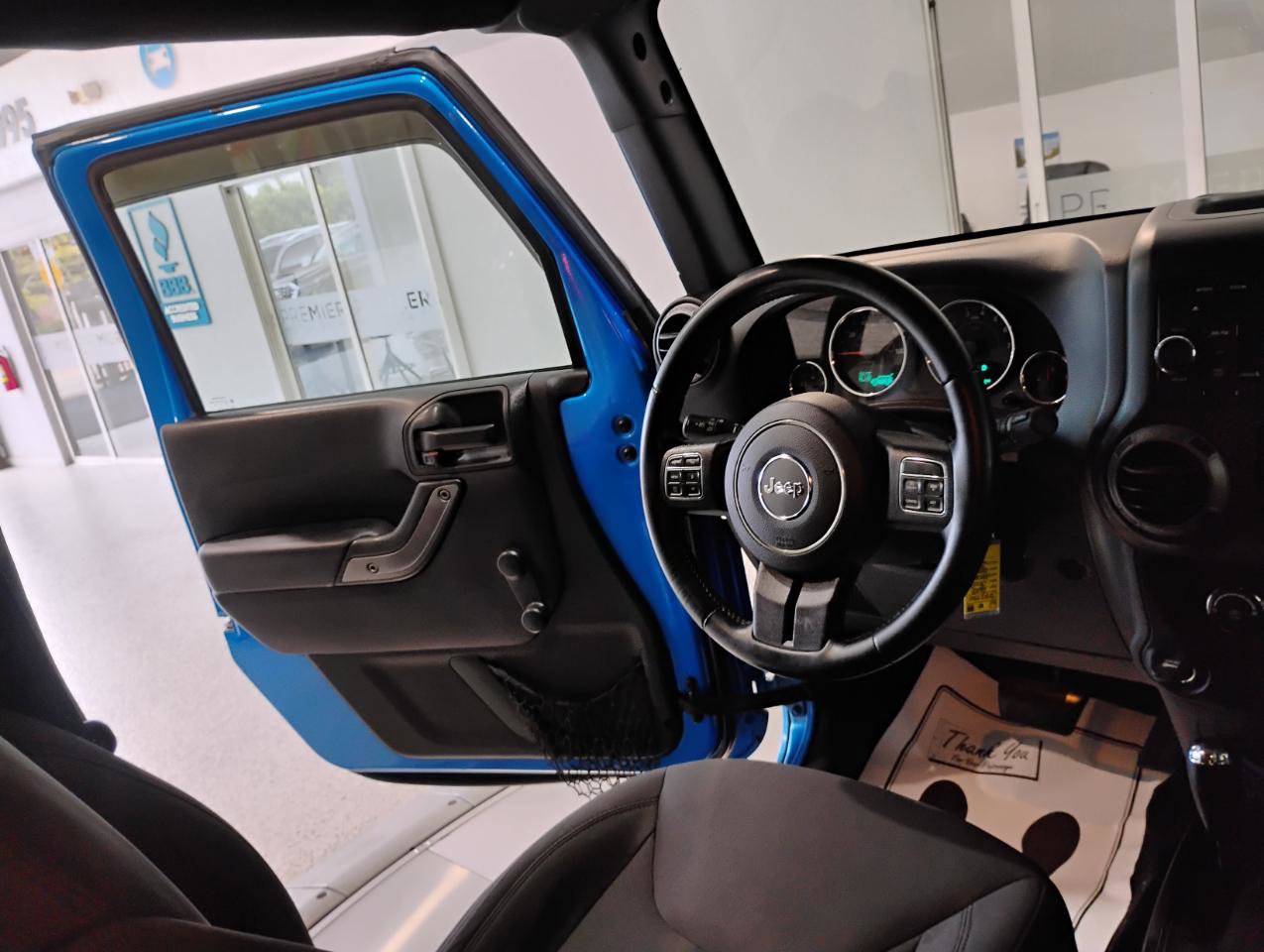 Used 2015 Jeep Wrangler Sport image 31