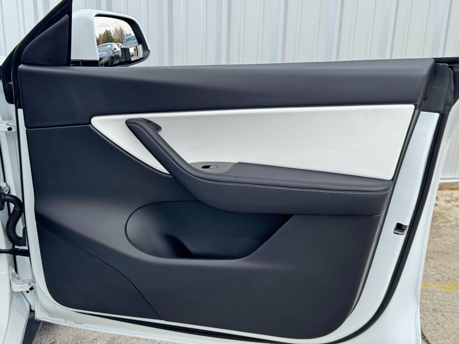 Used 2020 Tesla Model Y Long Range image 44