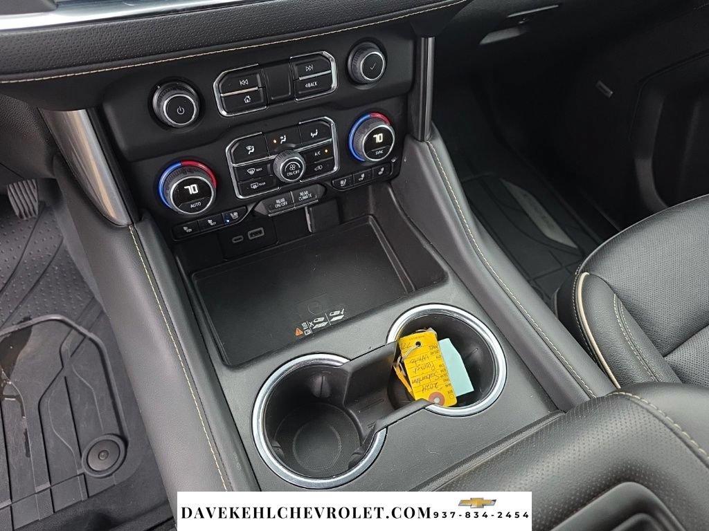 Used 2024 Chevrolet Suburban Premier AWD/4WD image 17