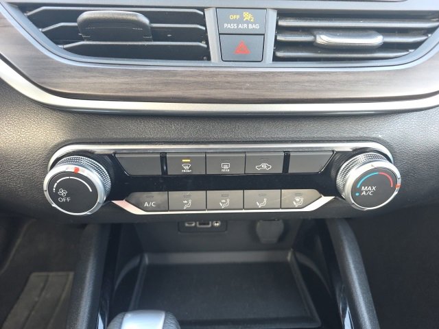 Used 2024 Nissan Altima 2.5 SV image 20