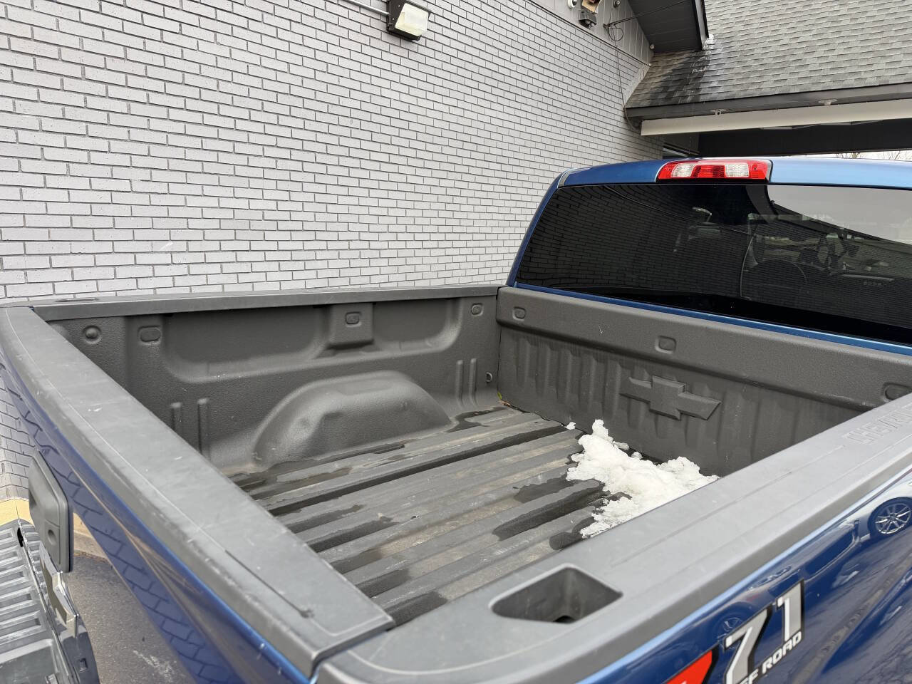 Used 2018 Chevrolet Silverado 1500 LT w/ All Star Edition image 8