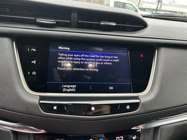 Used 2021 Cadillac XT5 Premium Luxury image 14