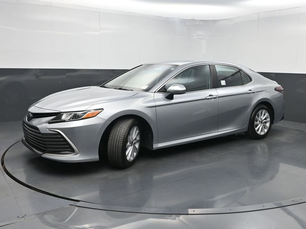 Used 2022 Toyota Camry LE FWD image 20