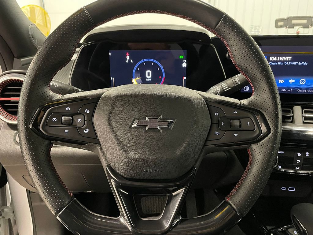 Used 2024 Chevrolet Trax RS w/ Driver Confidence Package image 32