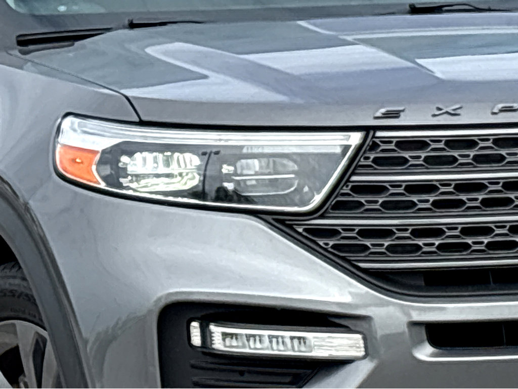 Used 2021 Ford Explorer XLT w/ Equipment Group 202A image 13