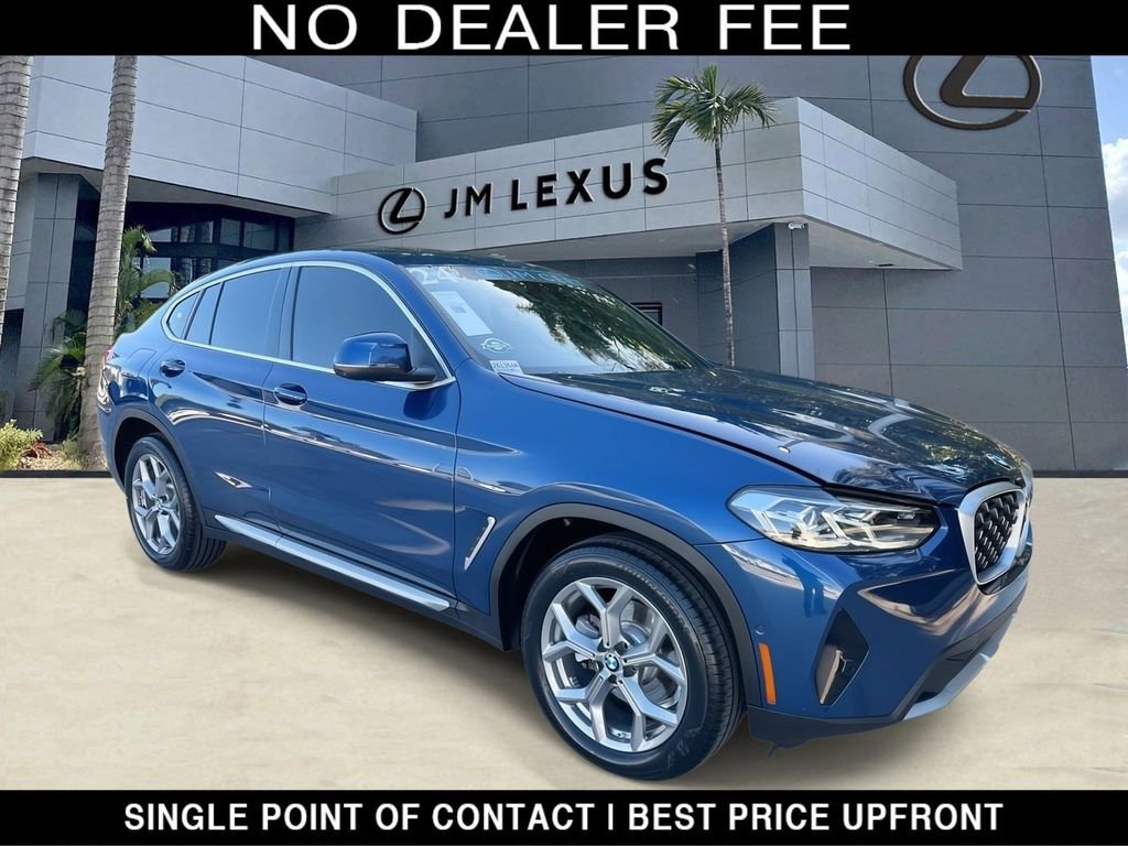 Used 2024 BMW X4 xDrive30i w/ Parking Assistance Package image 1