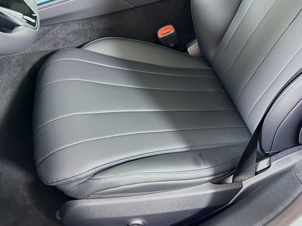 New 2026 Mercedes-Benz E 450 4MATIC Sedan image 22