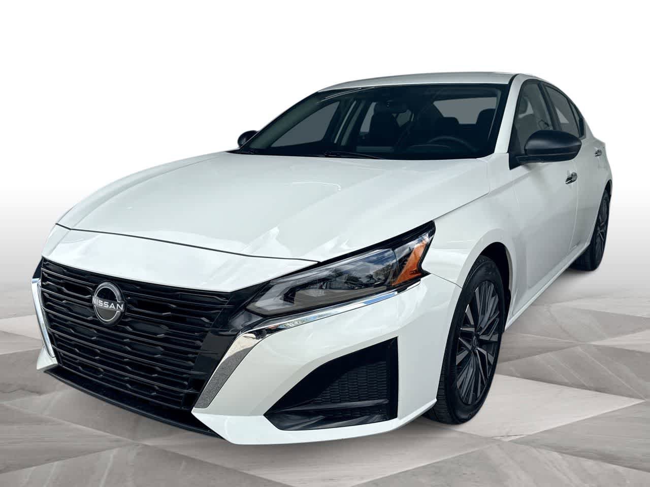 Used 2025 Nissan Altima 2.5 SV FWD image 4