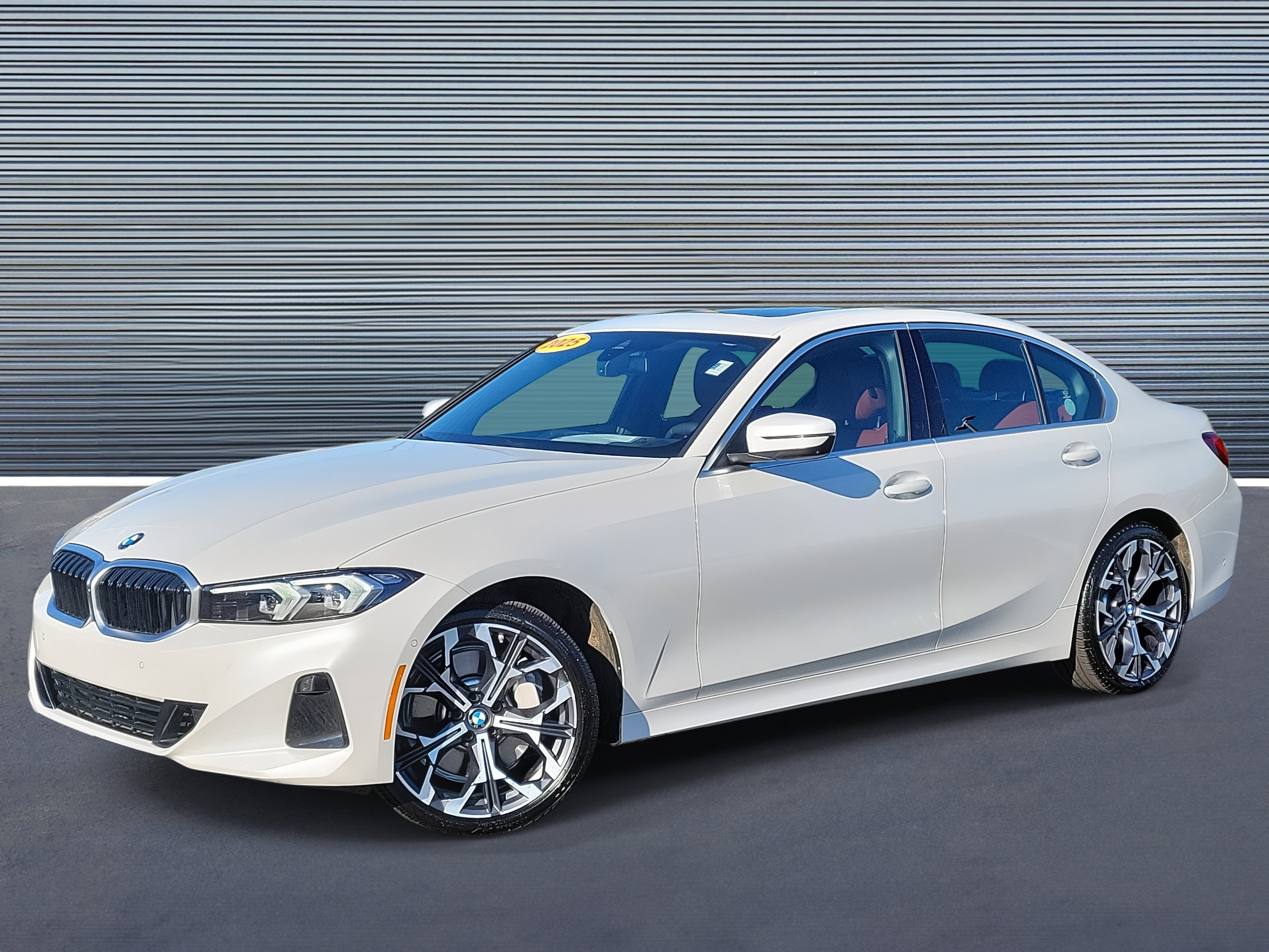 Used 2025 BMW 330i Sedan image 1