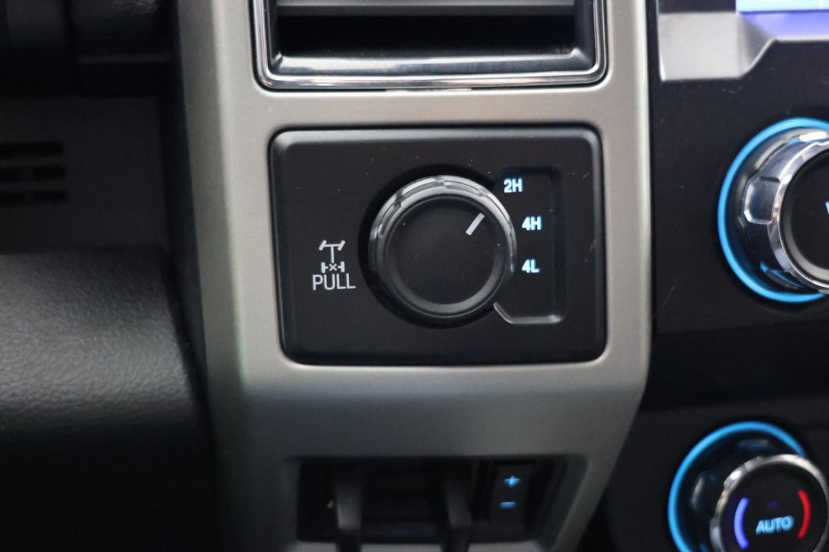 Used 2021 Ford F250 Lariat AWD/4WD image 16