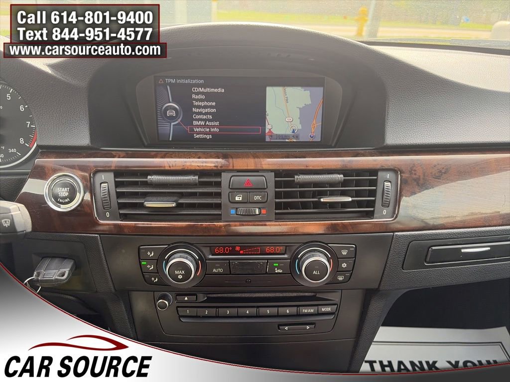 Used 2010 BMW 335i Convertible image 18