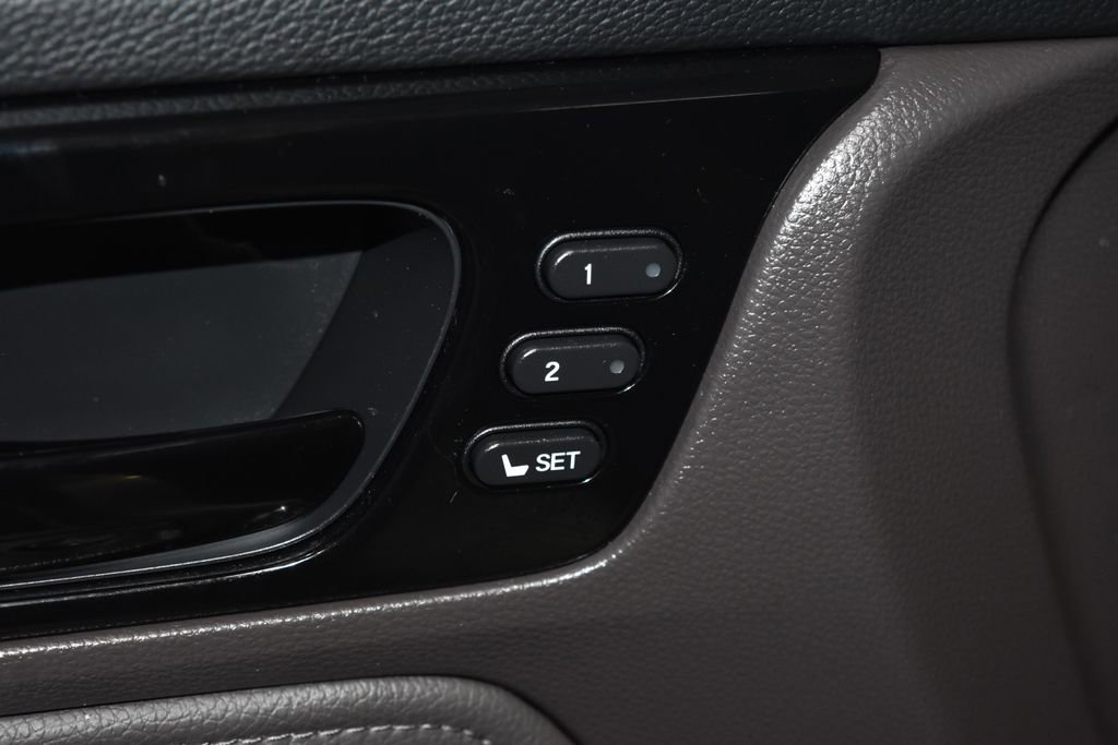 Used 2023 Honda Odyssey Elite image 5