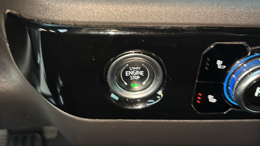 Used 2024 GMC Sierra 1500 Elevation AWD/4WD image 13