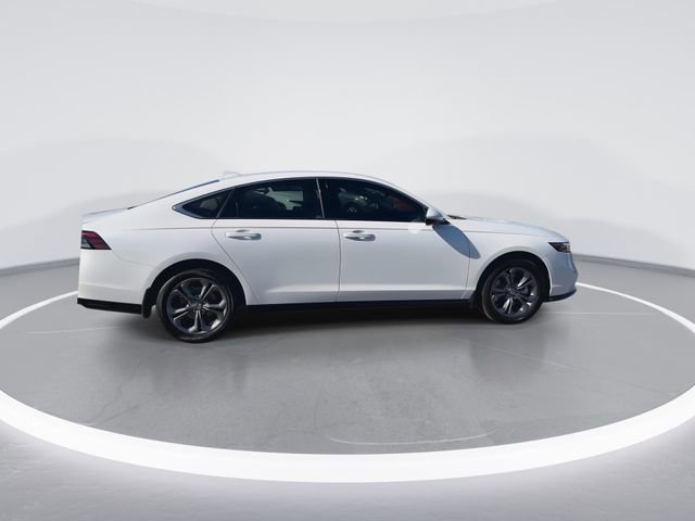 Used 2025 Honda Accord EX-L image 9