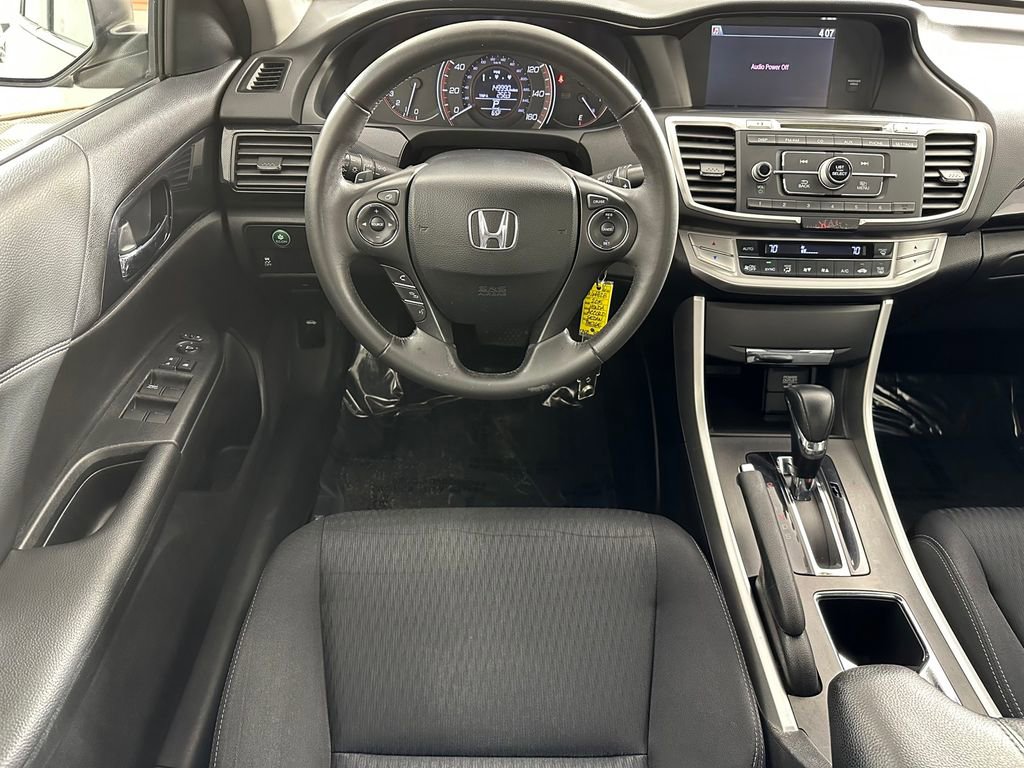 Used 2015 Honda Accord Sport image 25