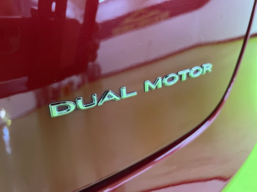 Used 2018 Tesla Model 3 Long Range AWD/4WD image 14