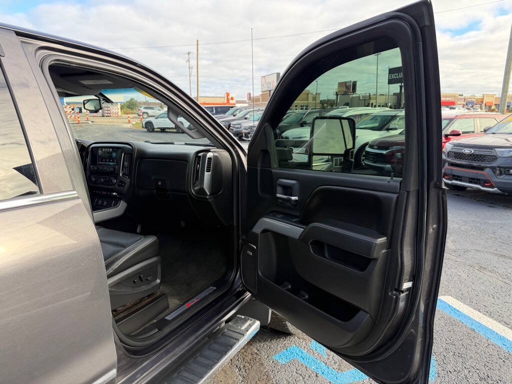 Used 2016 Chevrolet Silverado 2500 LTZ w/ LTZ Plus Package AWD/4WD image 49