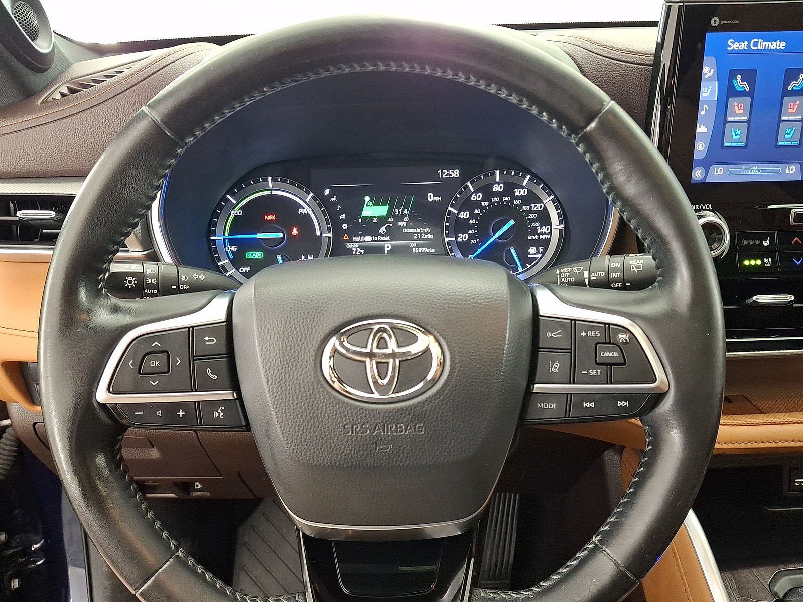 Certified 2020 Toyota Highlander Platinum AWD/4WD image 8