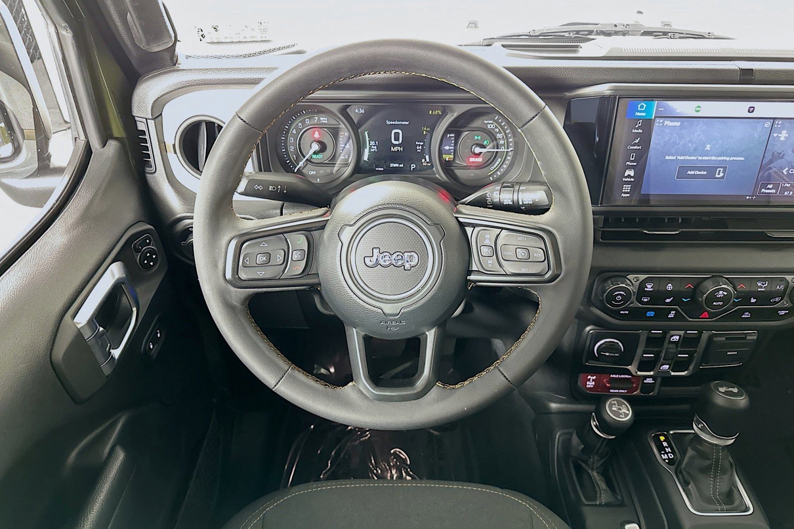 Used 2024 Jeep Wrangler Unlimited AWD/4WD image 5