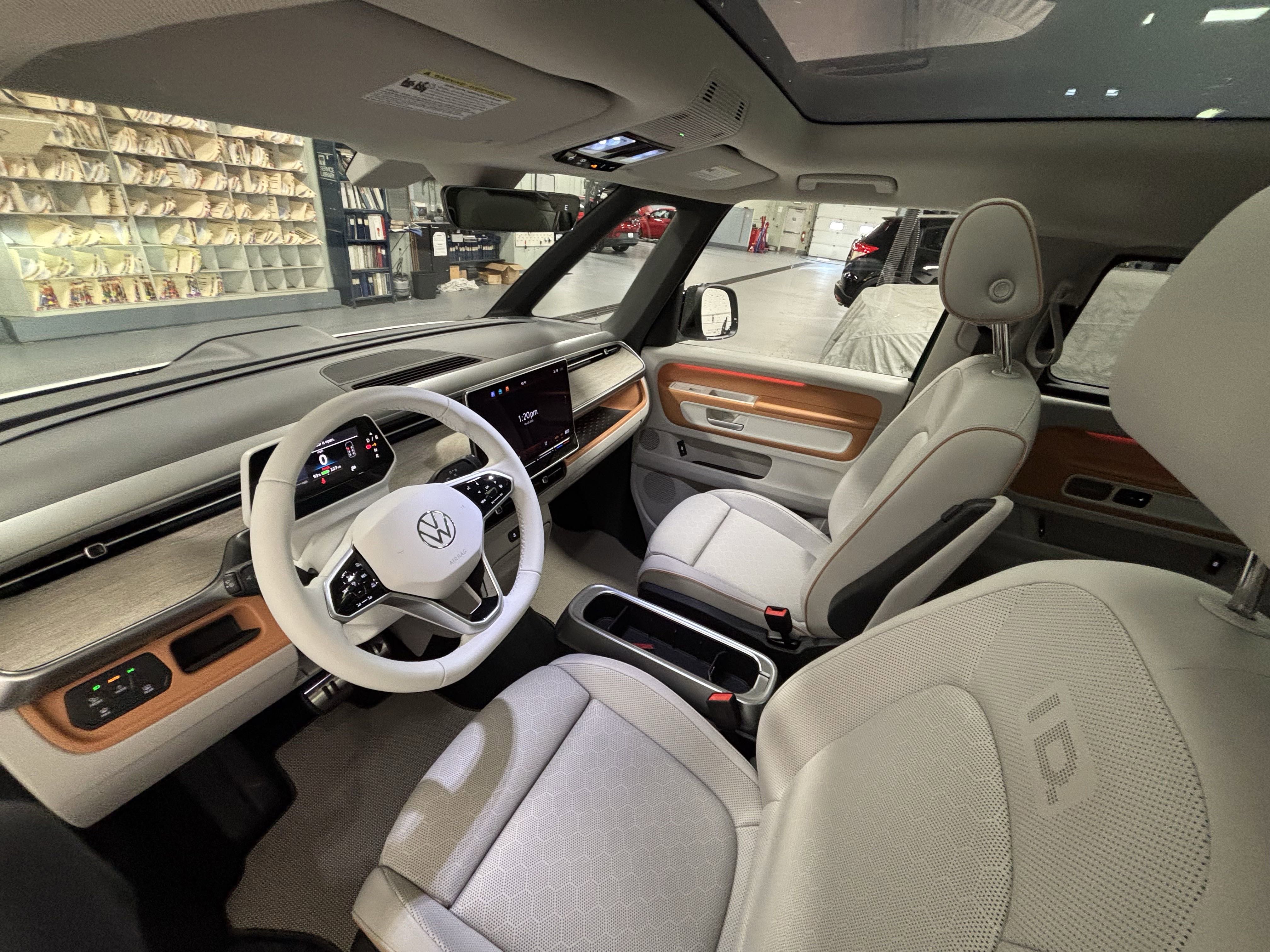 New 2025 Volkswagen ID. Buzz 1st Edition AWD/4WD image 5