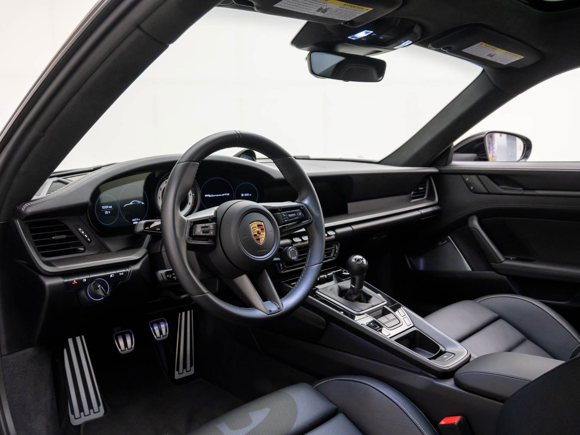 Used 2023 Porsche 911 Carrera GTS image 4