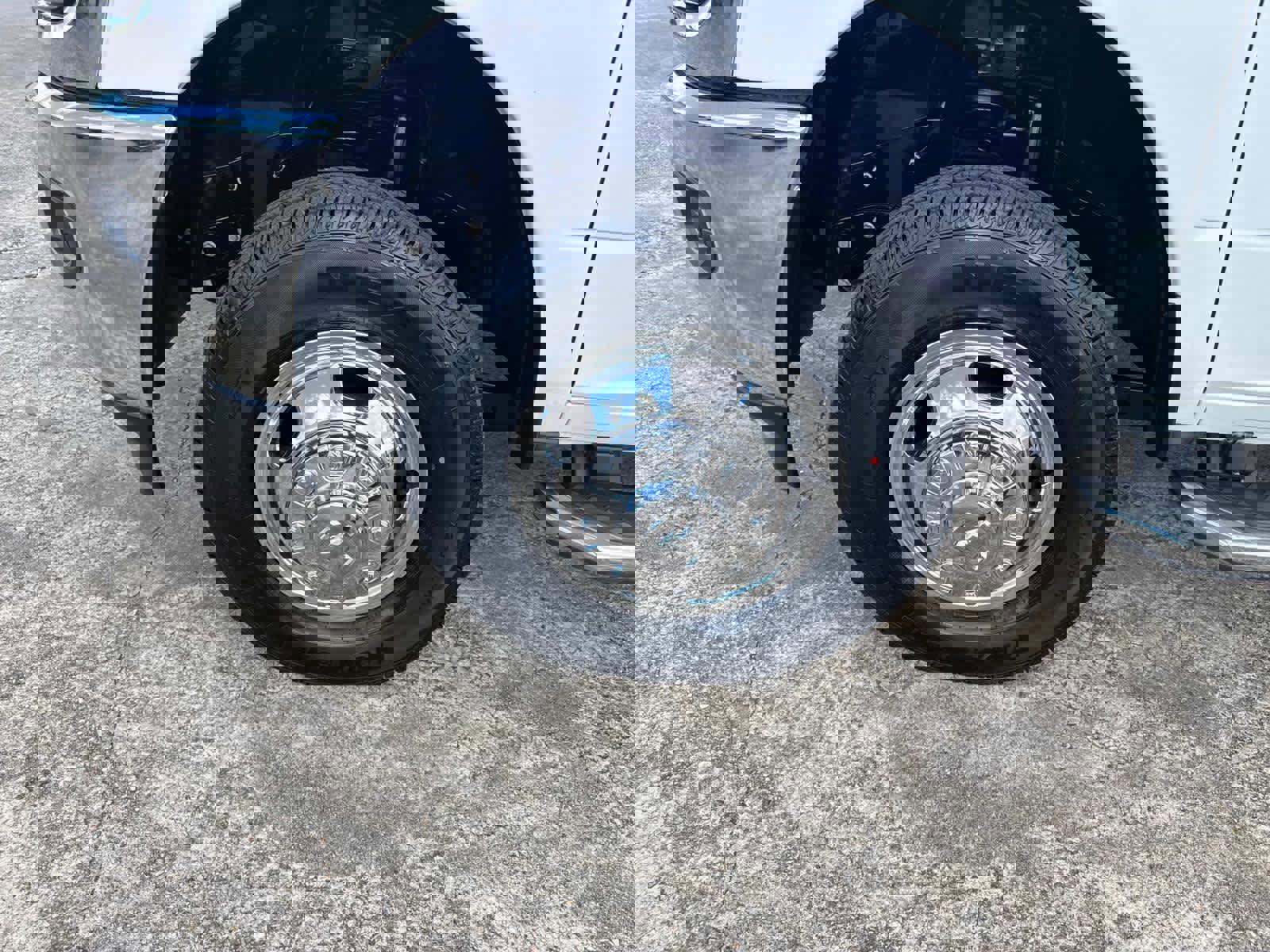 Used 2024 RAM 3500 Big Horn image 12