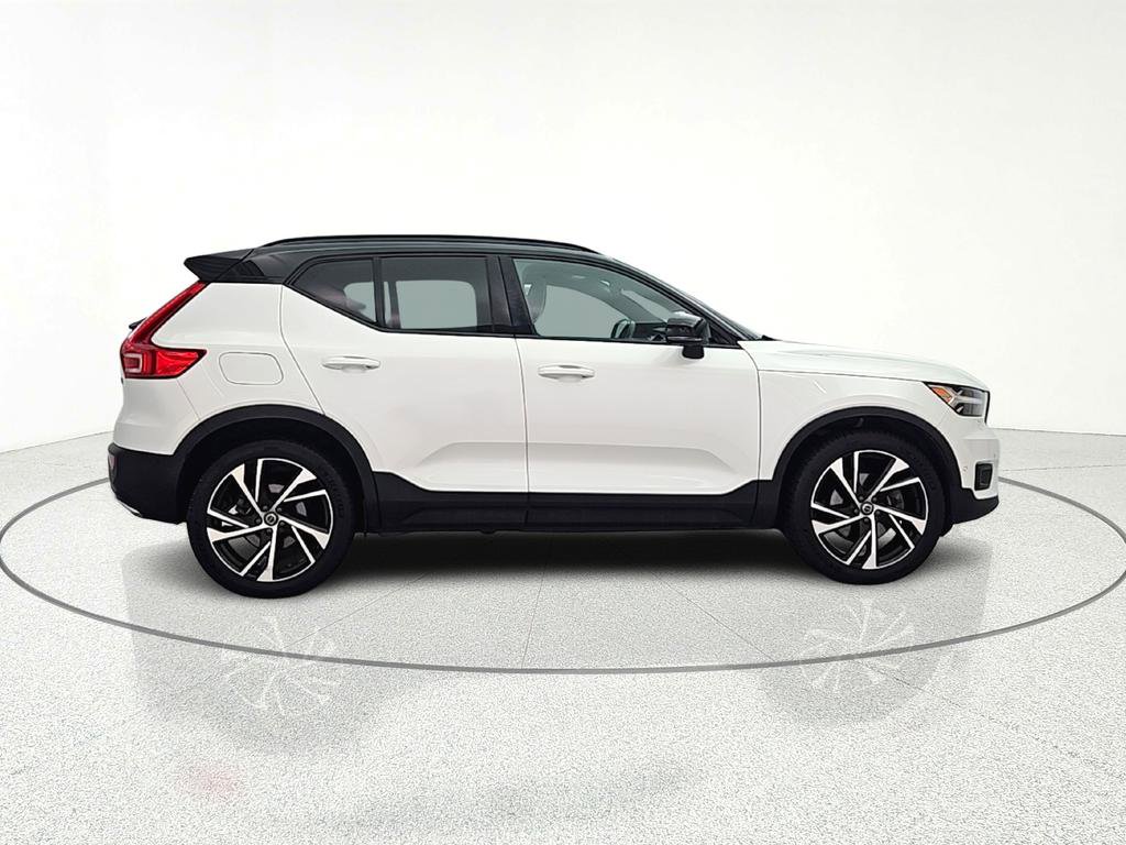 Used 2019 Volvo XC40 T5 R-Design AWD/4WD image 8