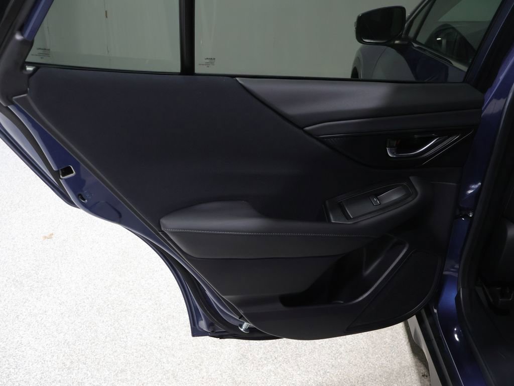 Used 2020 Subaru Outback Premium image 17