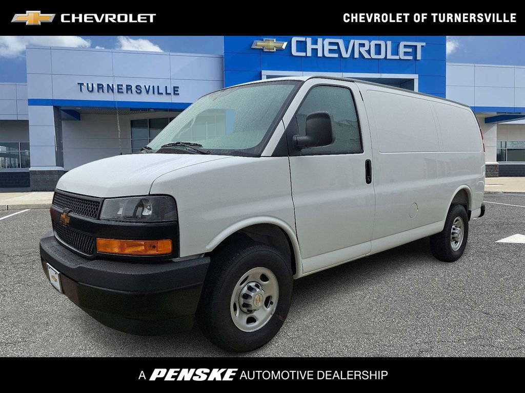 New 2026 Chevrolet Express 2500 w/ Cold Climate Package