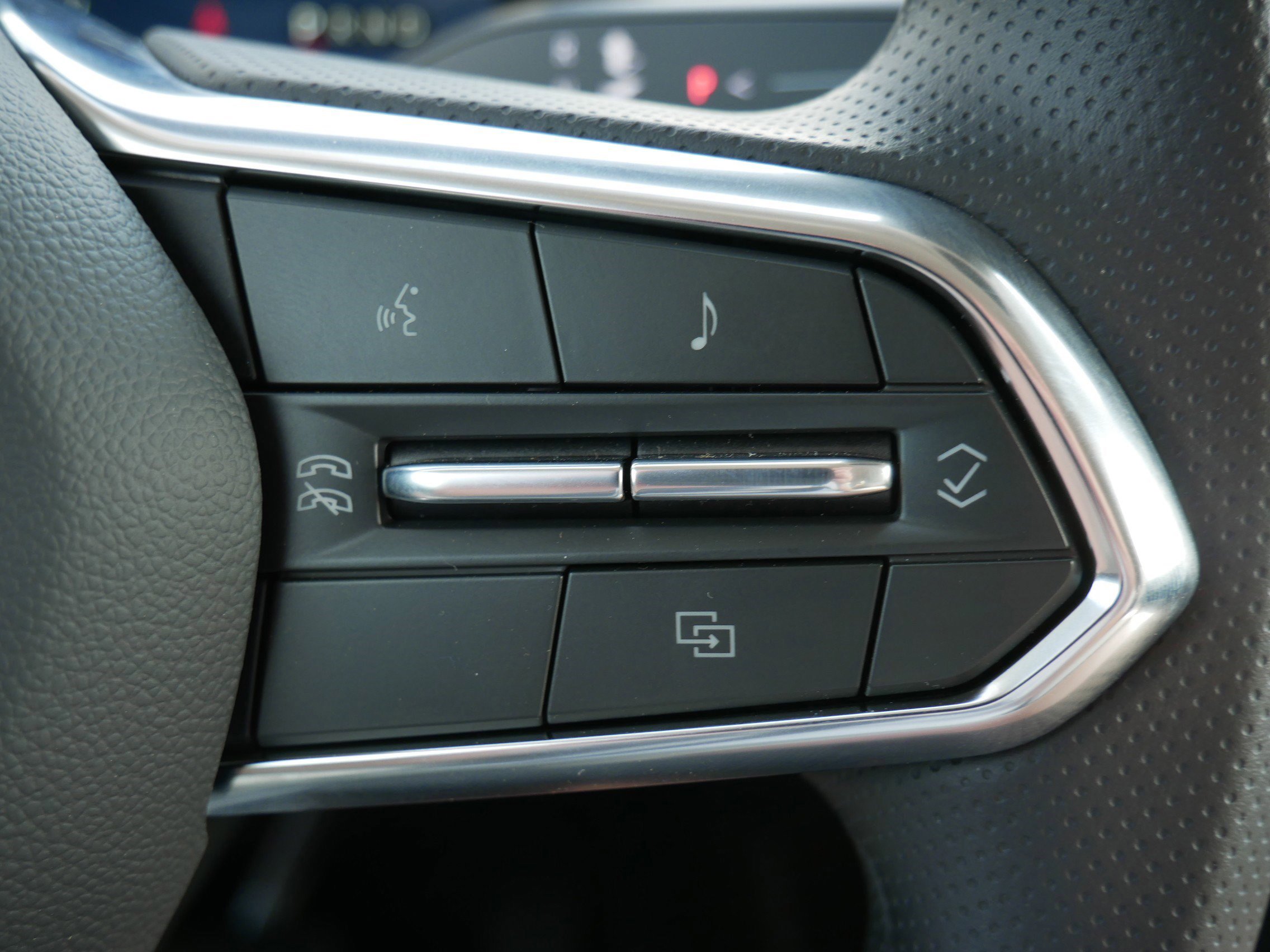 New 2026 Honda Prologue EX image 16