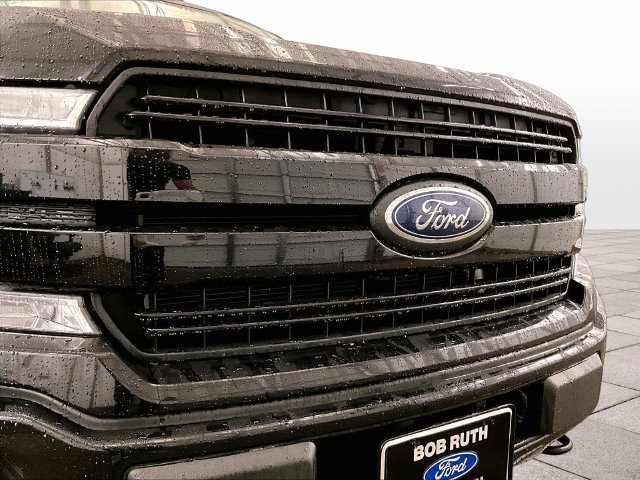Used 2020 Ford F150 Lariat w/ Equipment Group 502A Luxury AWD/4WD image 30