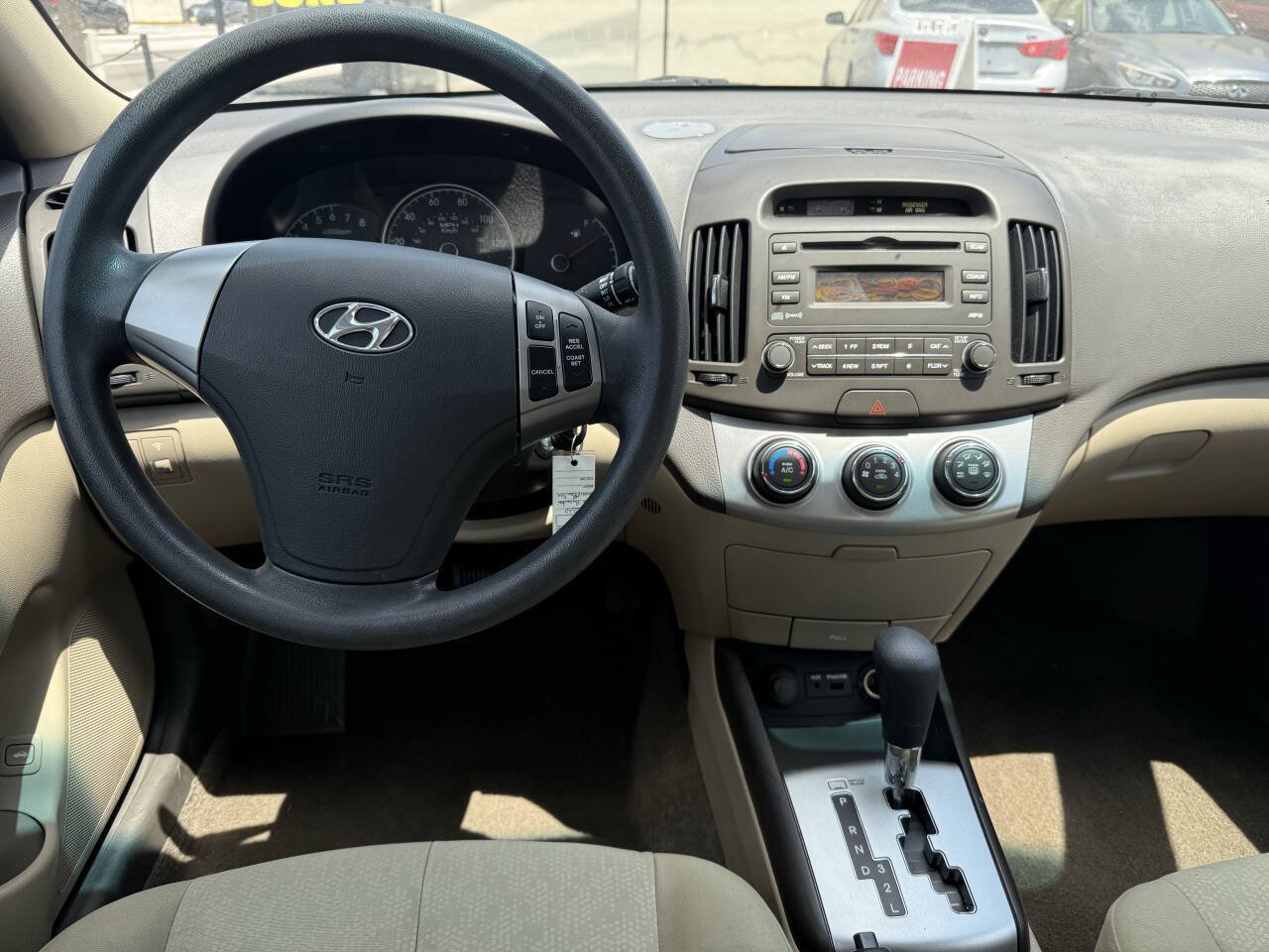 Used 2010 Hyundai Elantra GLS FWD image 12
