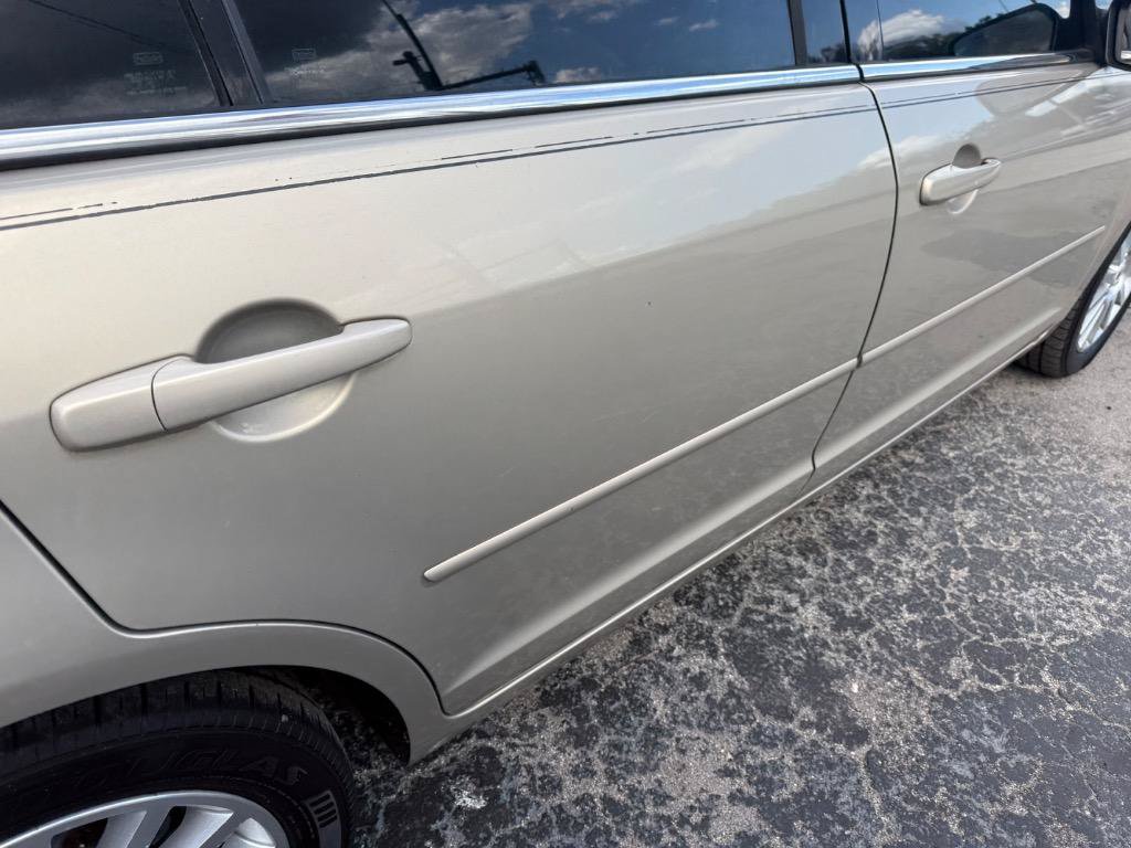 Used 2007 Mercury Milan Premier FWD image 4