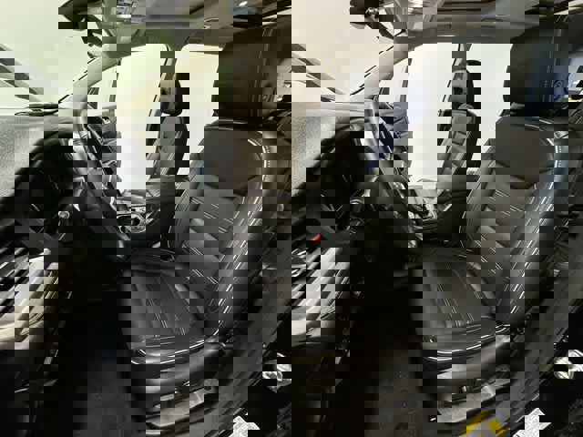 Used 2023 GMC Acadia Denali w/ Denali Ultimate Package image 19