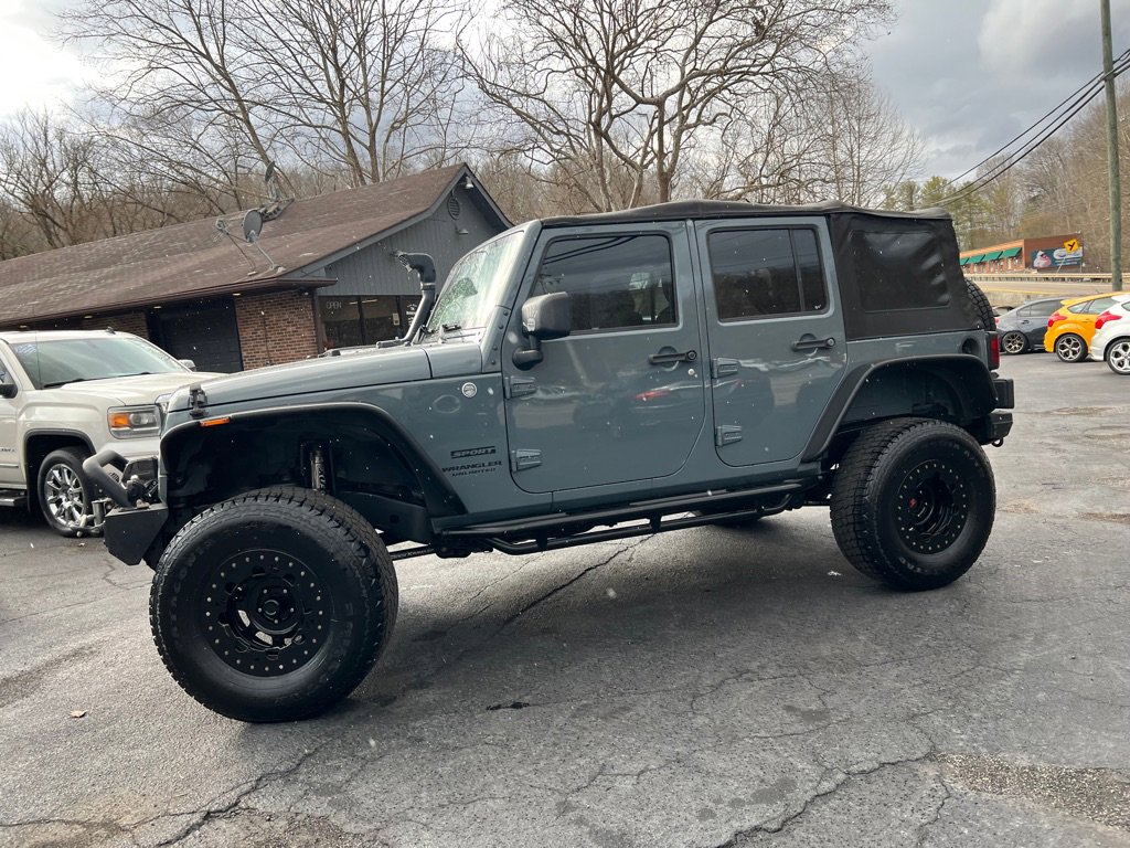 Used 2015 Jeep Wrangler Unlimited Sport image 28