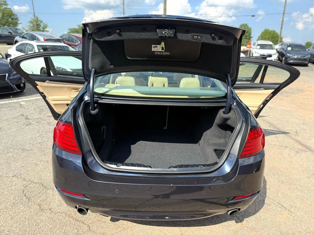 Used 2014 BMW 535i xDrive Sedan AWD/4WD image 32