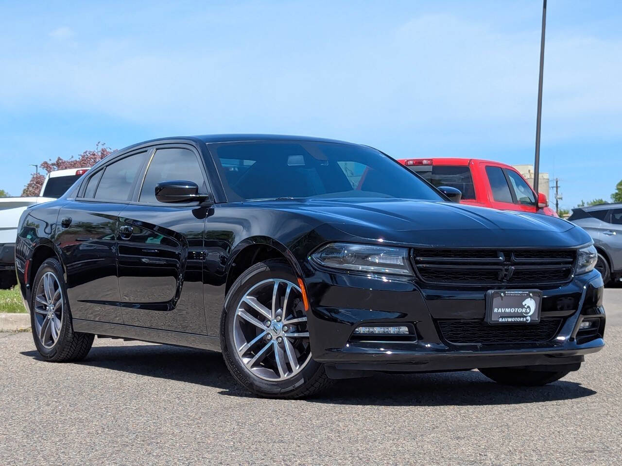 Used 2019 Dodge Charger SXT AWD/4WD image 29
