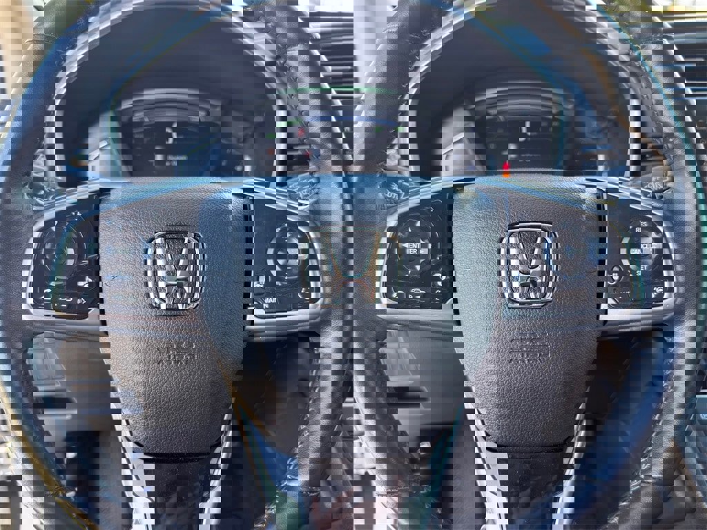 Used 2022 Honda CR-V Touring image 13