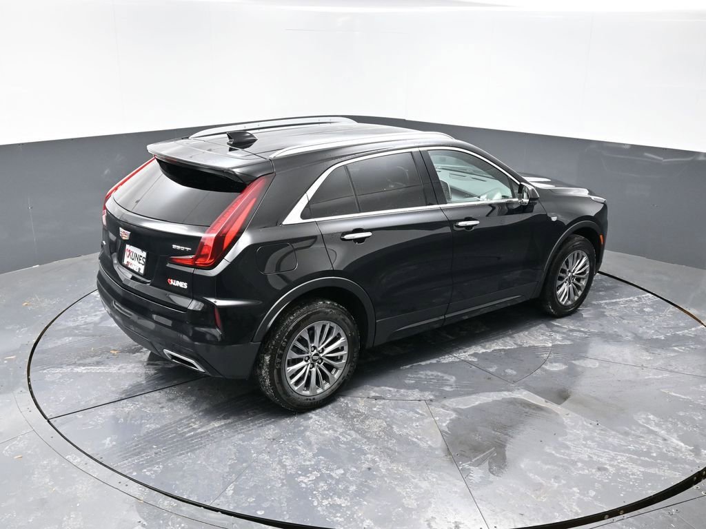 Used 2025 Cadillac XT4 Premium Luxury image 42